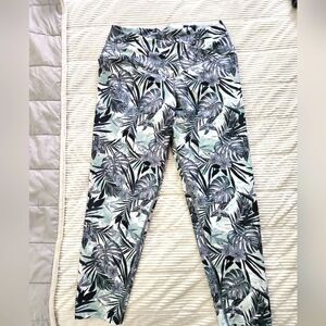Evolution & Creation Tropical Leaf Print Leggings Size L